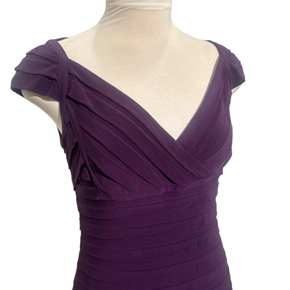 Adrianna Papell Elegant Deep Purple V-Neck Cap Sleeve Cocktail Dress Size 6 - Picture 2 of 11